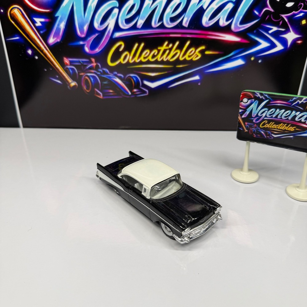 ERTL 1957 Chevrolet Bel Air Two-Door Hardtop Black White Vintage Series 11